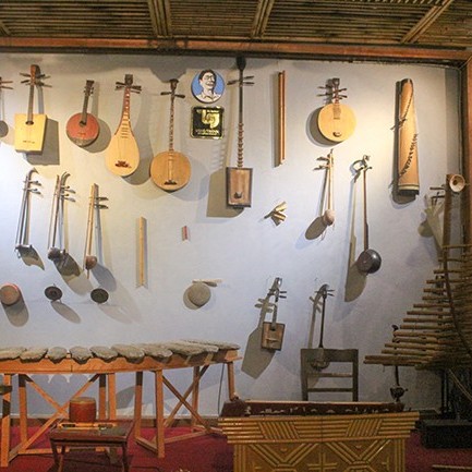 Phòng Trưng Bày